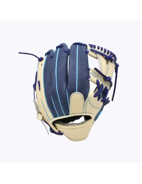Comfortable and durable cowhide baseball glove