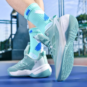 Four-season breathable mesh sports shoes Four-season breathable mesh sports shoes